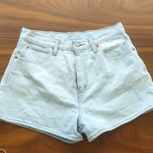Levi Premium Wide Leg Jean Short